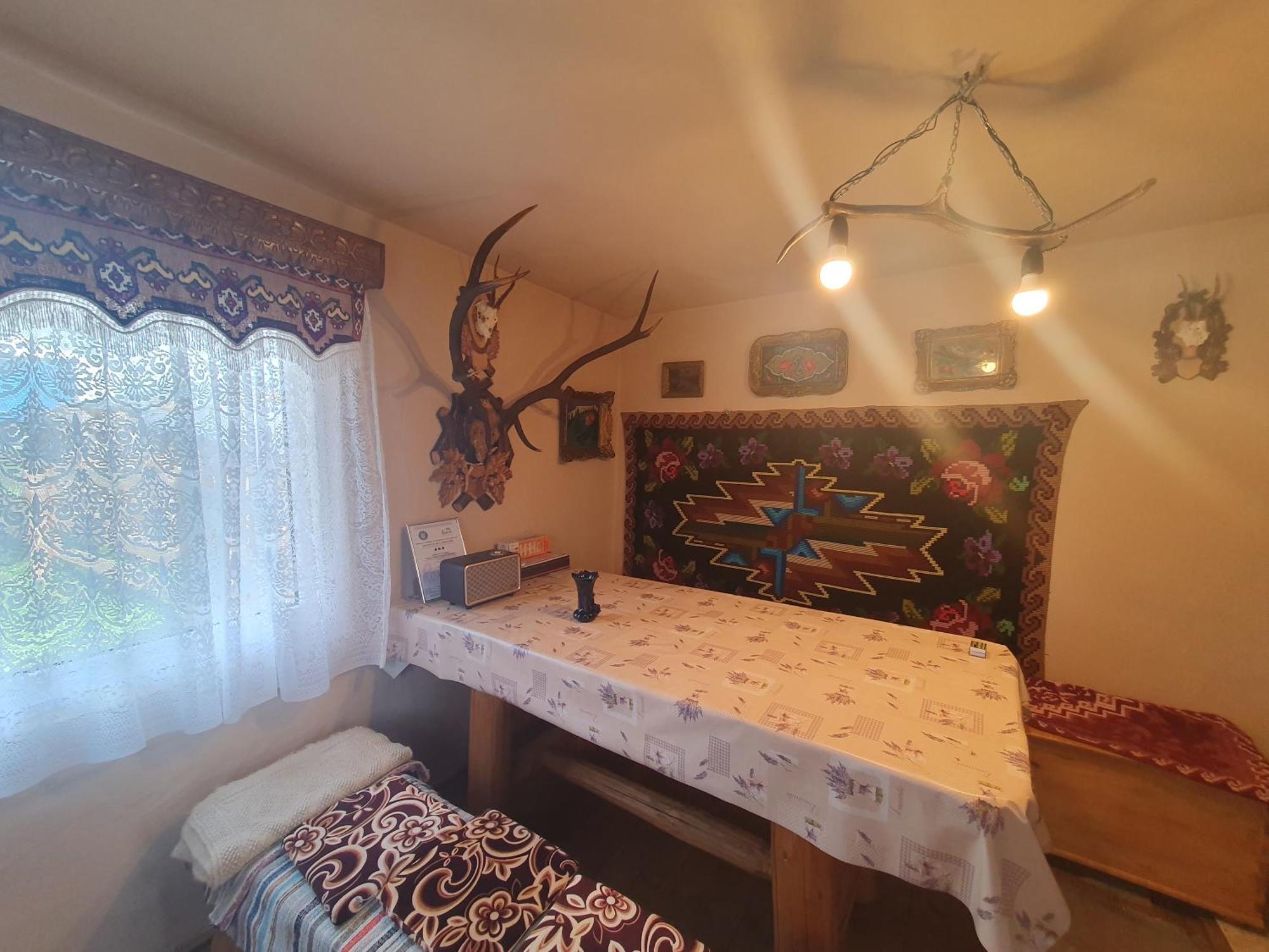 Casa Traditionala Bilbor Buitenkant foto